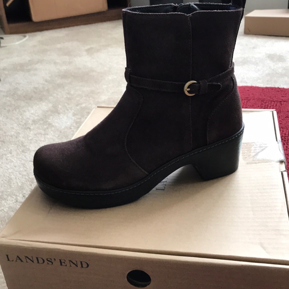 Lands’ End Charlotte Clog Bootie 8.5